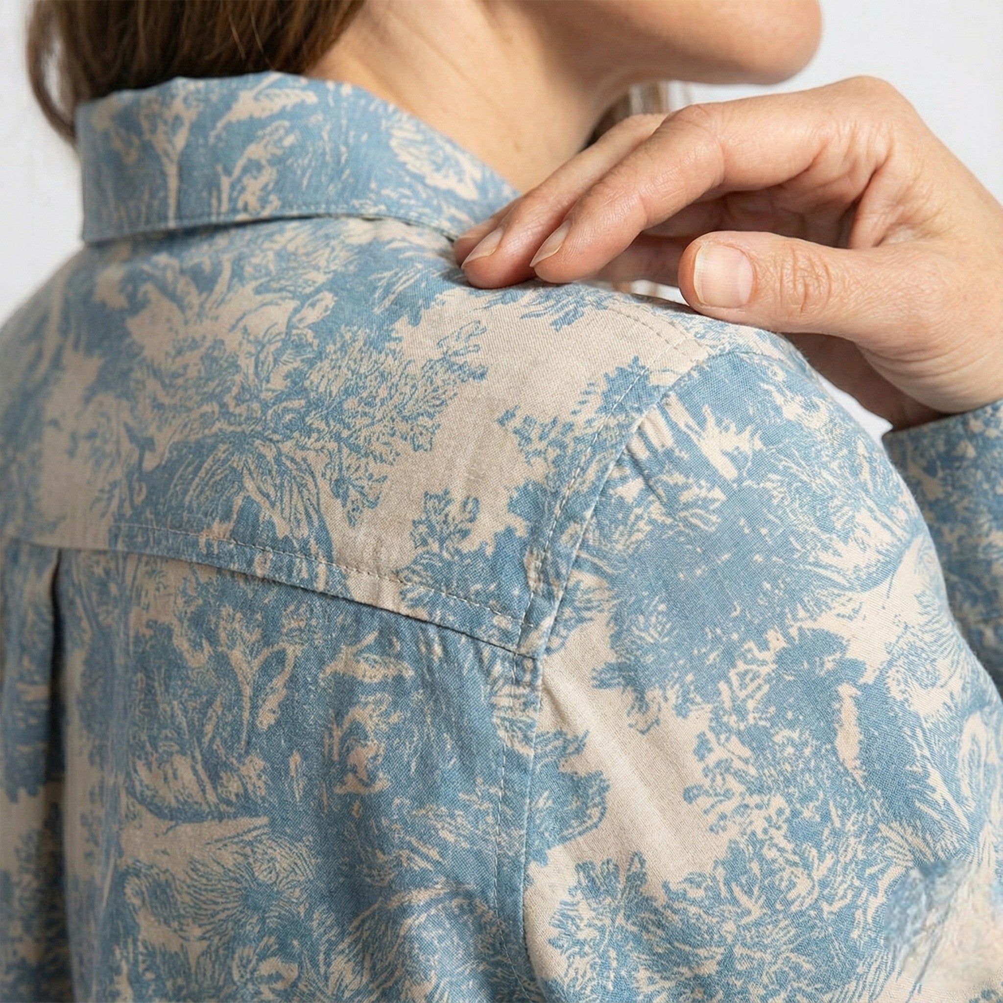 Lina – Damen Leinen Zweiteiler mit Bindegürtel und Print - Zweiteilige Sets - Temala