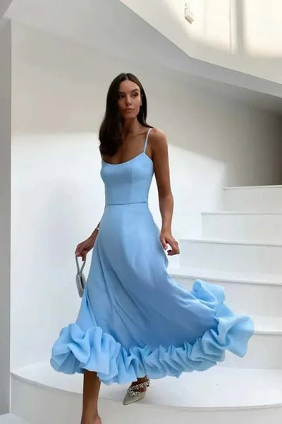 Veda - Elegantes Maxikleid mit Rüschen - Hellblau - S - 